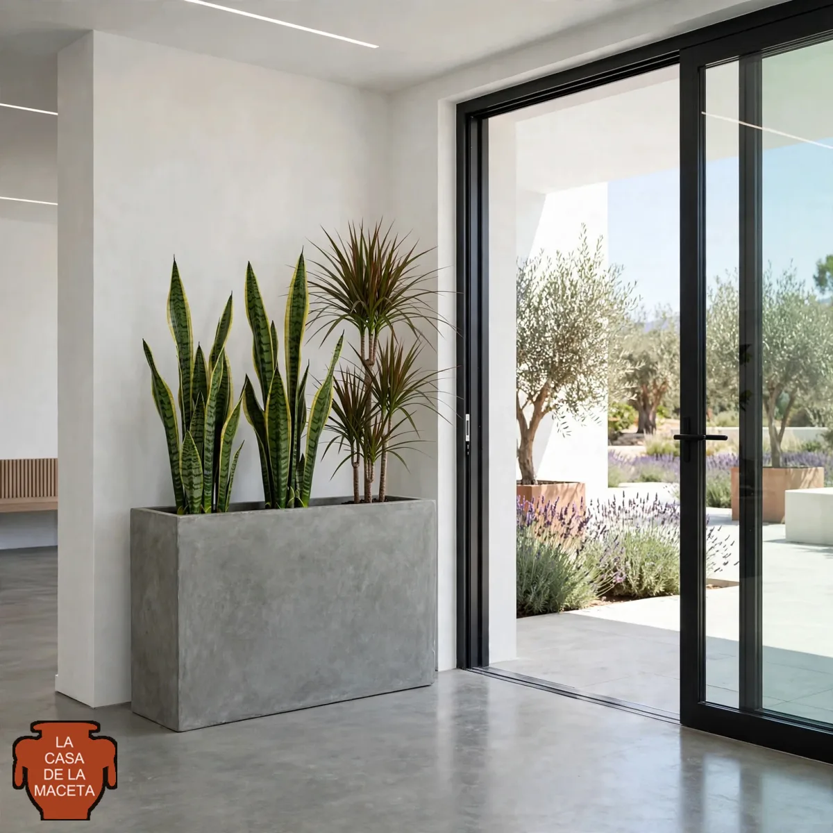 Jardinera de hormigón 70 × 28 × 60
